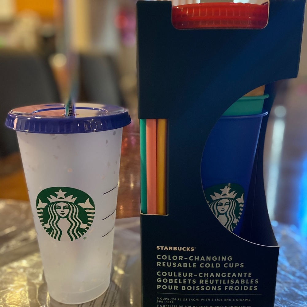 Color changing Starbucks cups